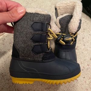 Warm and fuzzy snow boots for toddlers